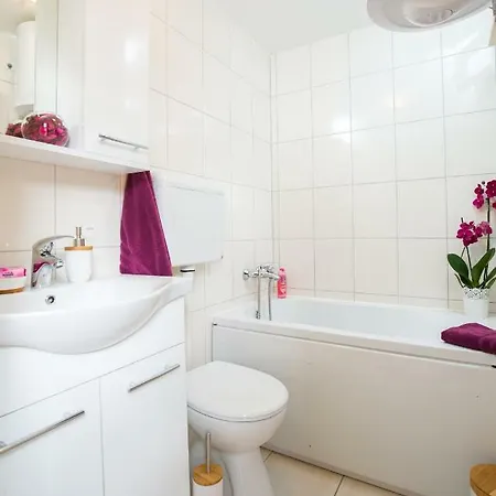 Apartman Pepa شقة *